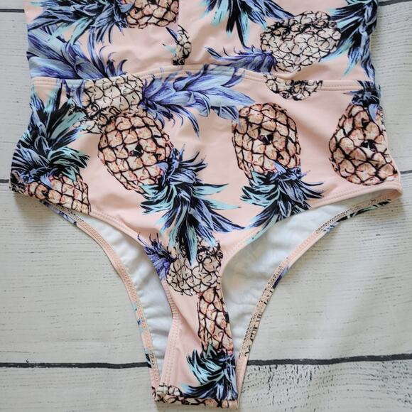 Merida Vida	Size	XS	NEW Pineapple Print Cheeky One Piece Halter Swim Suit Pink - Picture 2 of 11